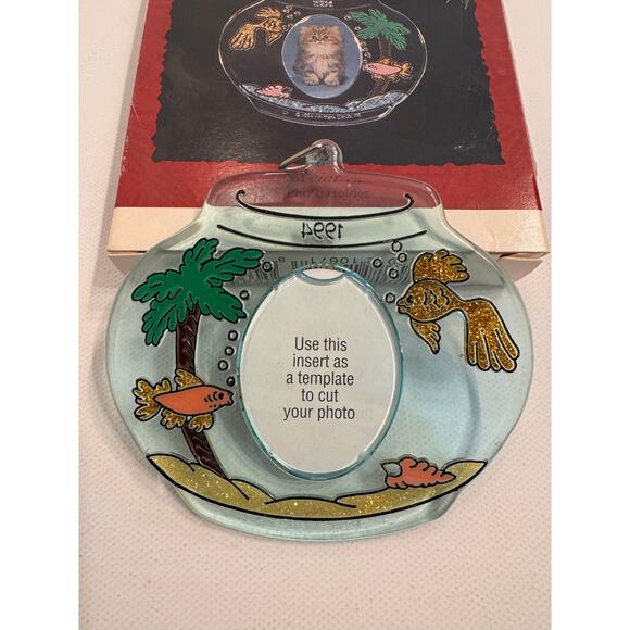 Hallmark Keepsake Ornament Special Cat 1994 Photo Holder Fishbowl - Picture 4 of 4